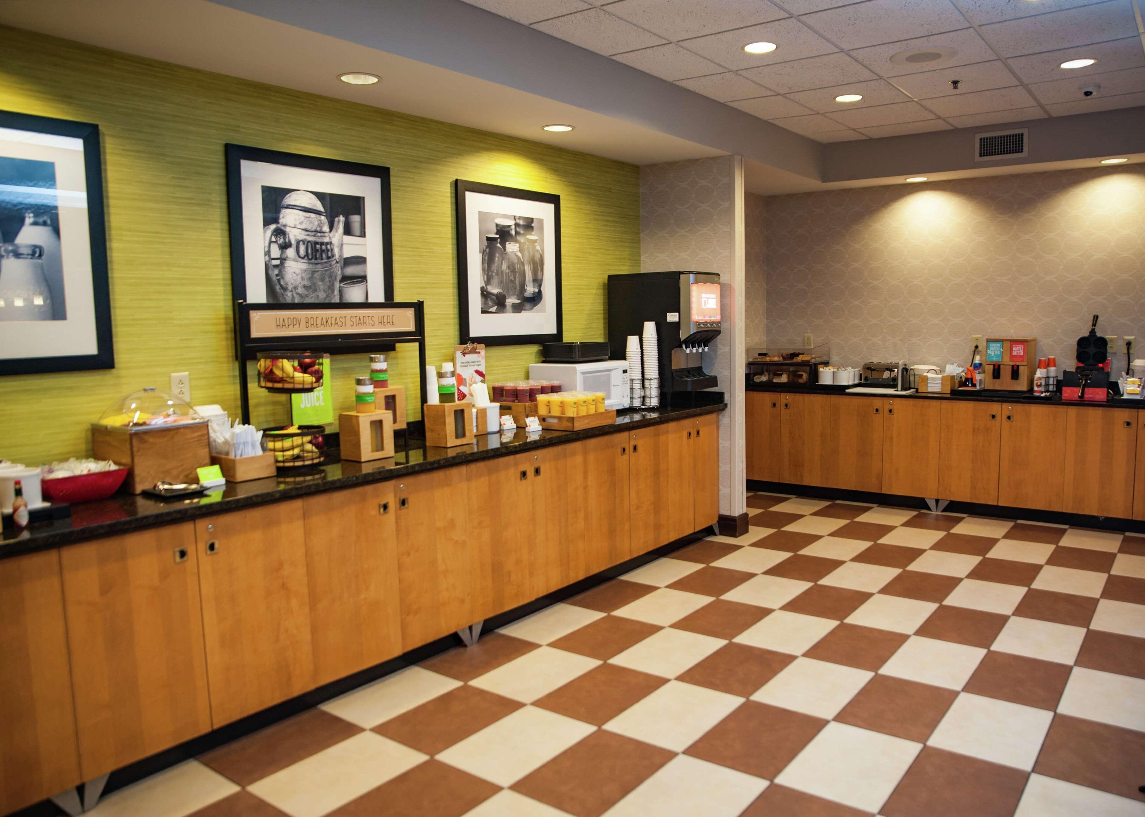 Hampton Inn נורפולק מראה חיצוני תמונה