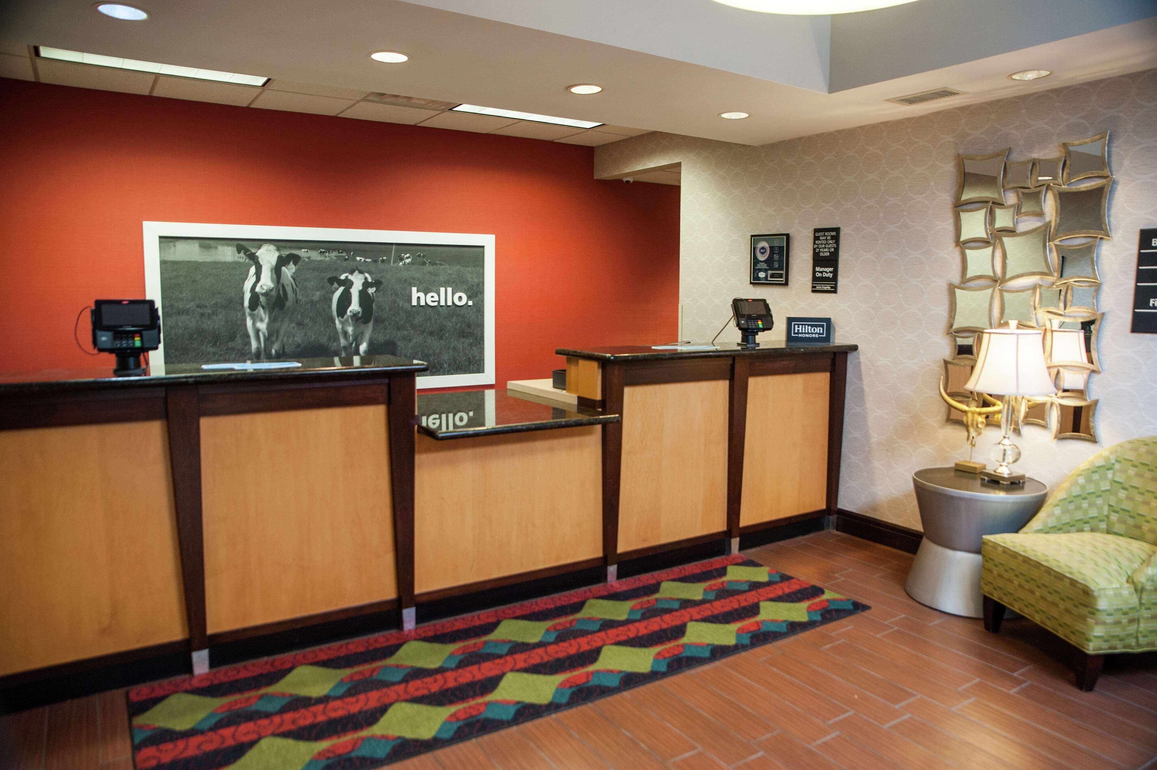 Hampton Inn נורפולק מראה חיצוני תמונה