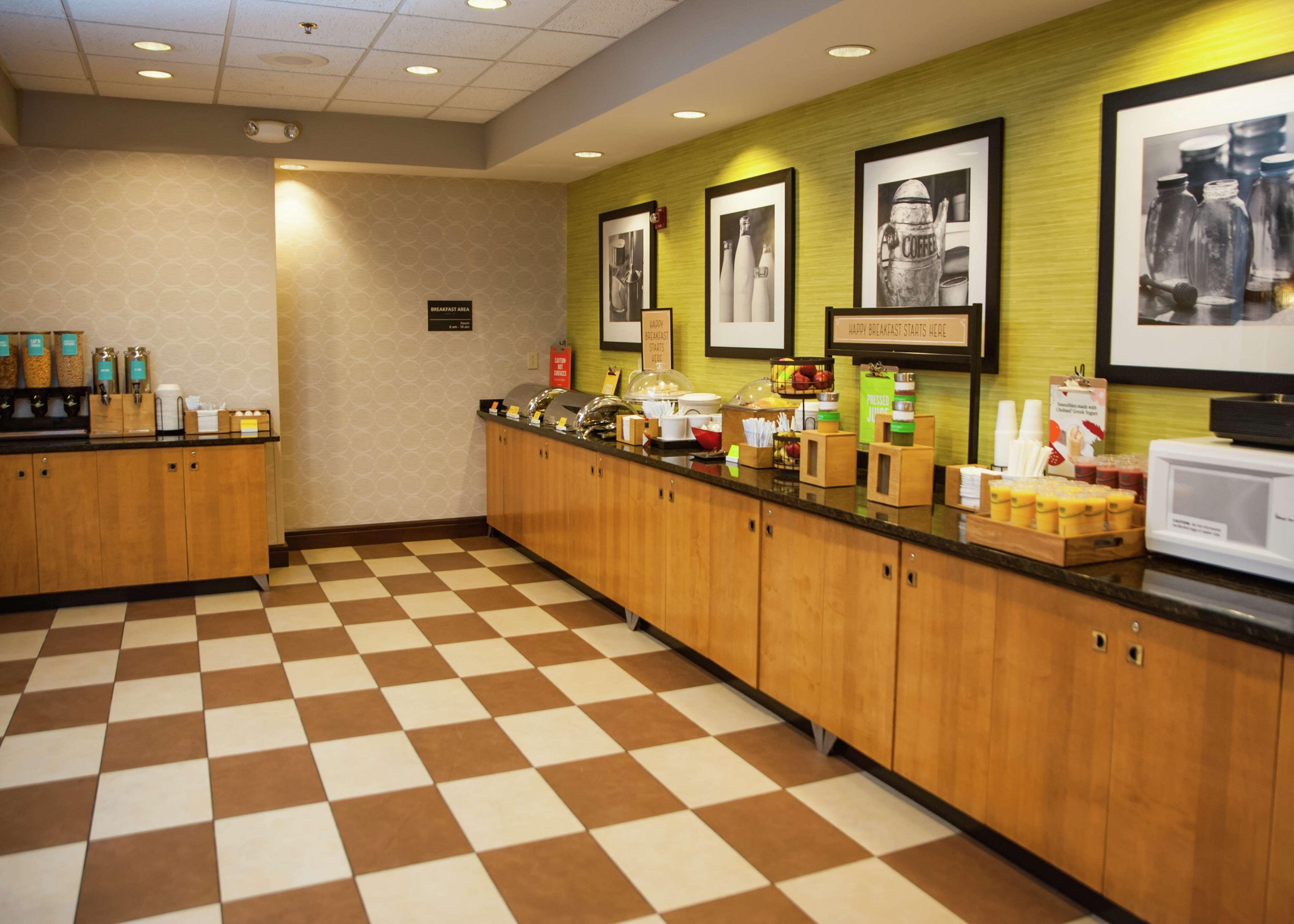 Hampton Inn נורפולק מראה חיצוני תמונה