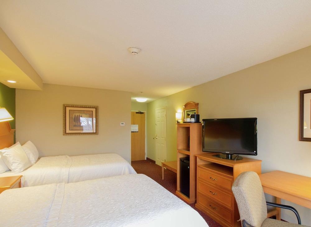 Hampton Inn נורפולק מראה חיצוני תמונה