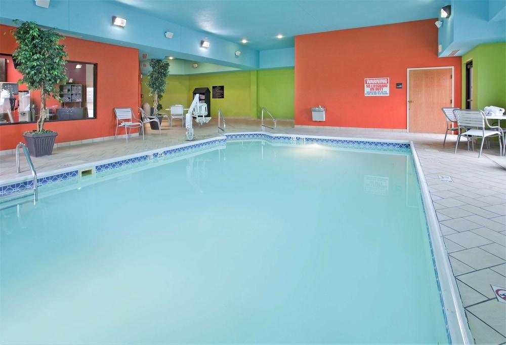 Hampton Inn נורפולק מראה חיצוני תמונה