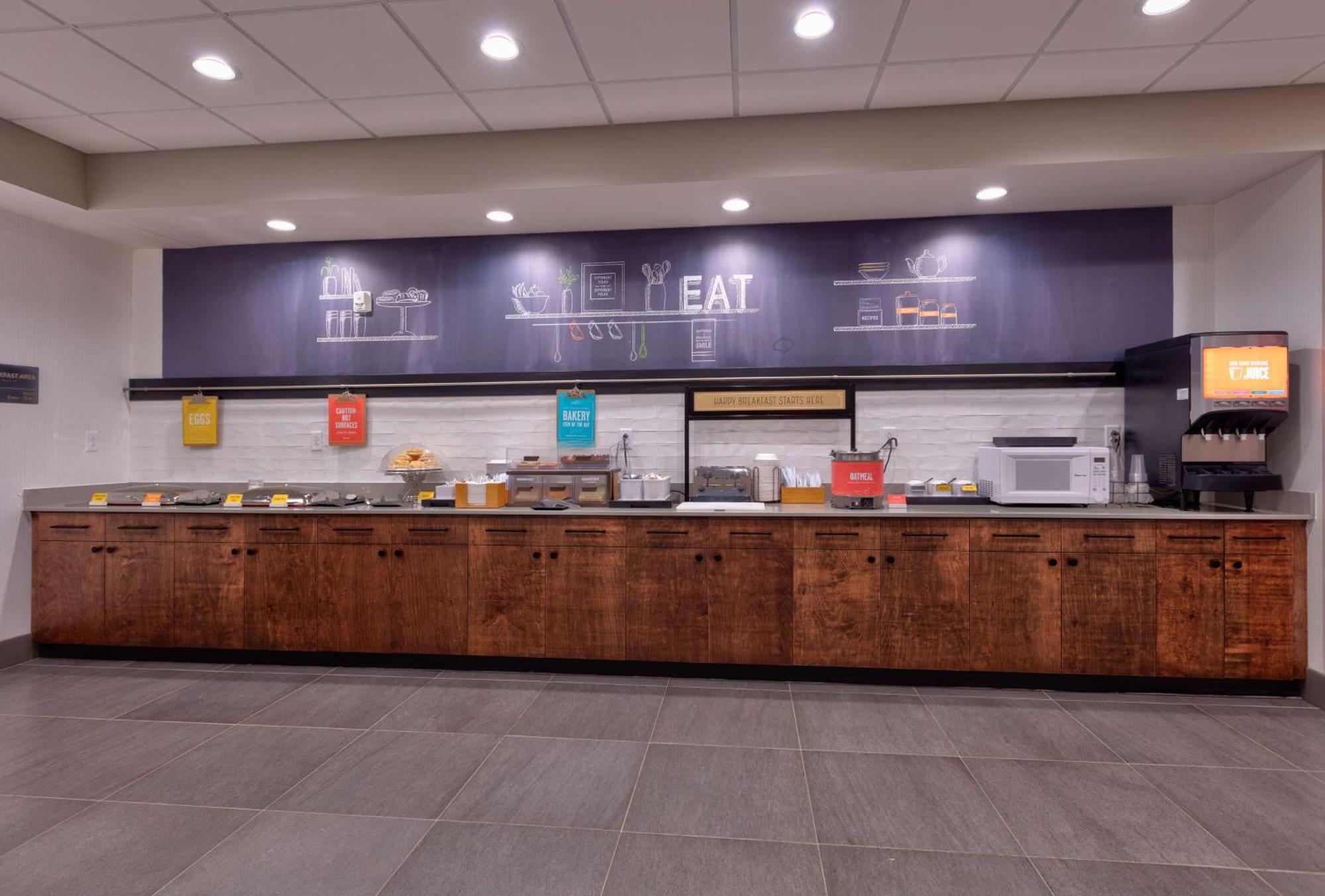 Hampton Inn נורפולק מראה חיצוני תמונה