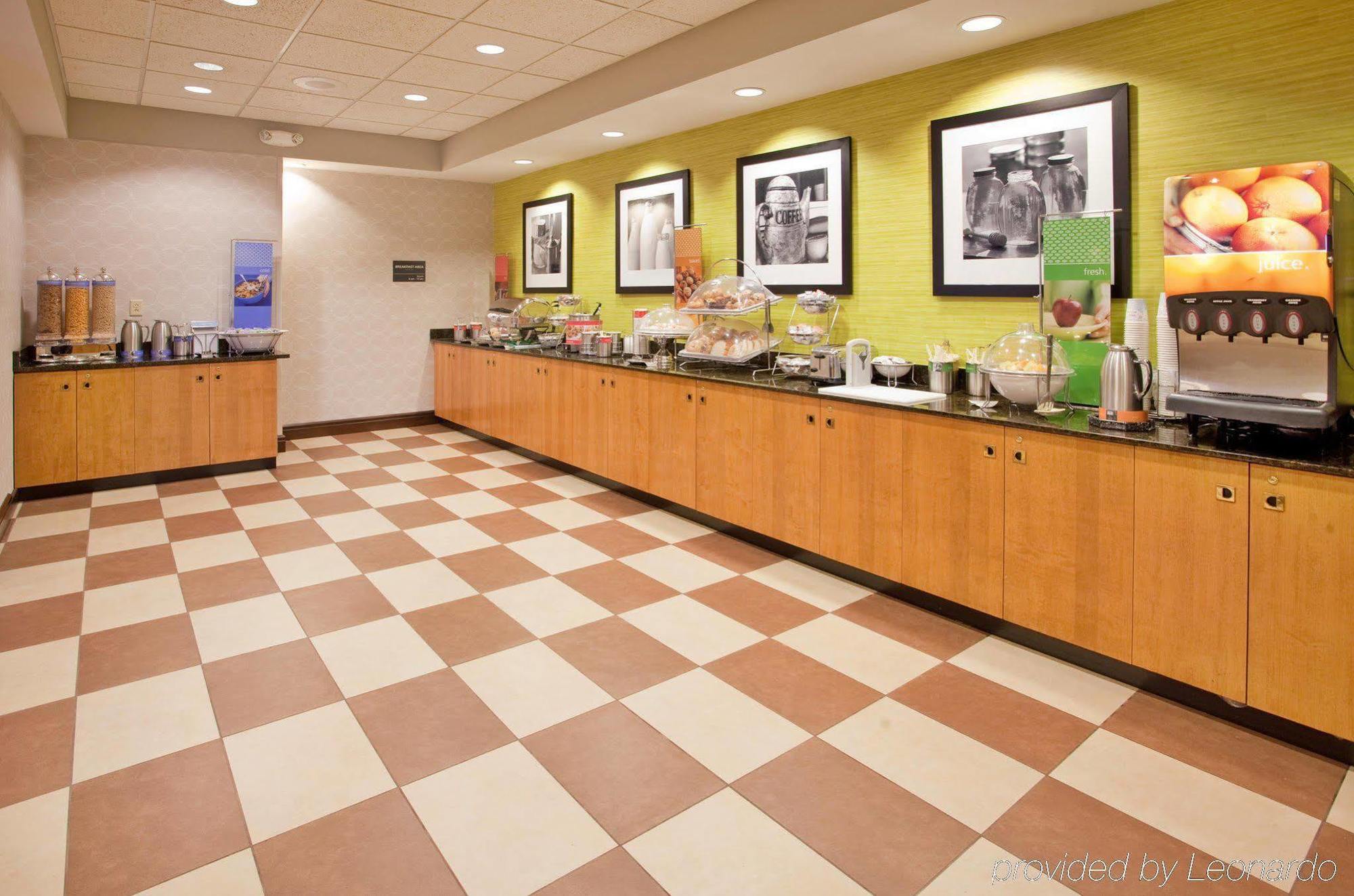 Hampton Inn נורפולק מראה חיצוני תמונה